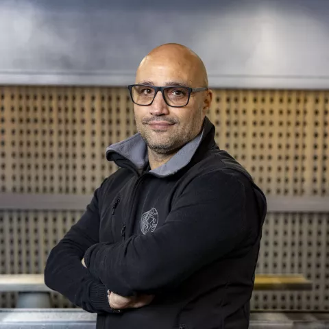 item.cover?.alt || ''